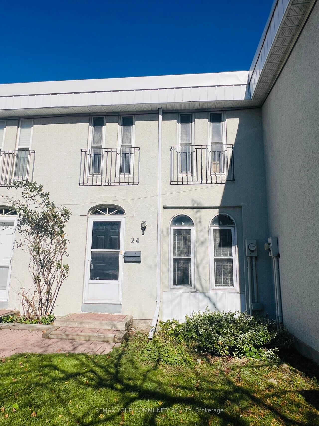 Property Photo:  71 Cass Avenue 24  ON M1T 3P8 