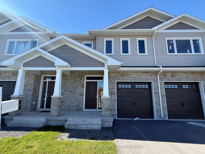 Property Photo:  192 Heritage Park Drive  ON K7R 3X8 