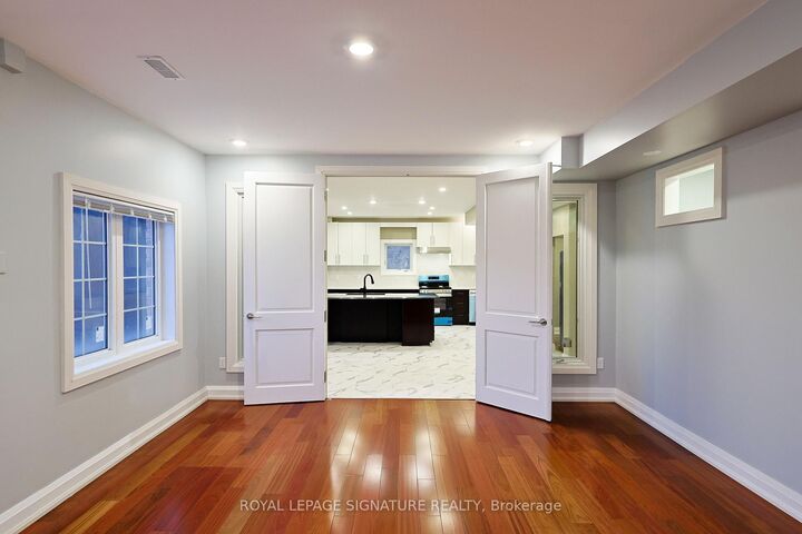 Property Photo:  380 McGibbon Drive Lower  ON L9T 8V1 