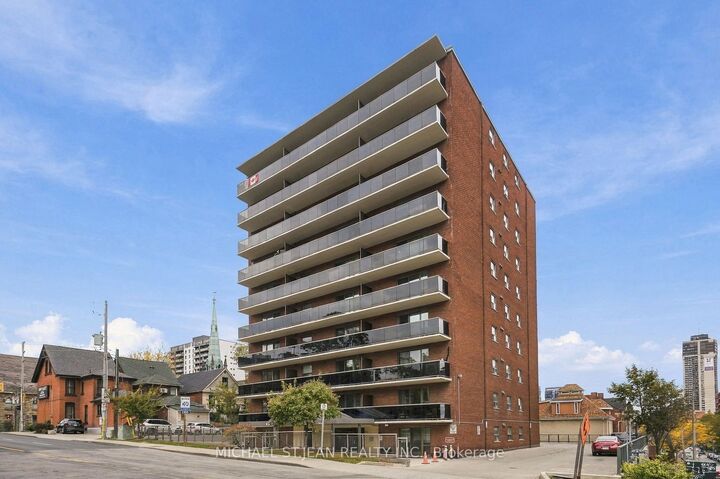 Property Photo:  81 Charlton Avenue E 904  ON L8N 1Y7 