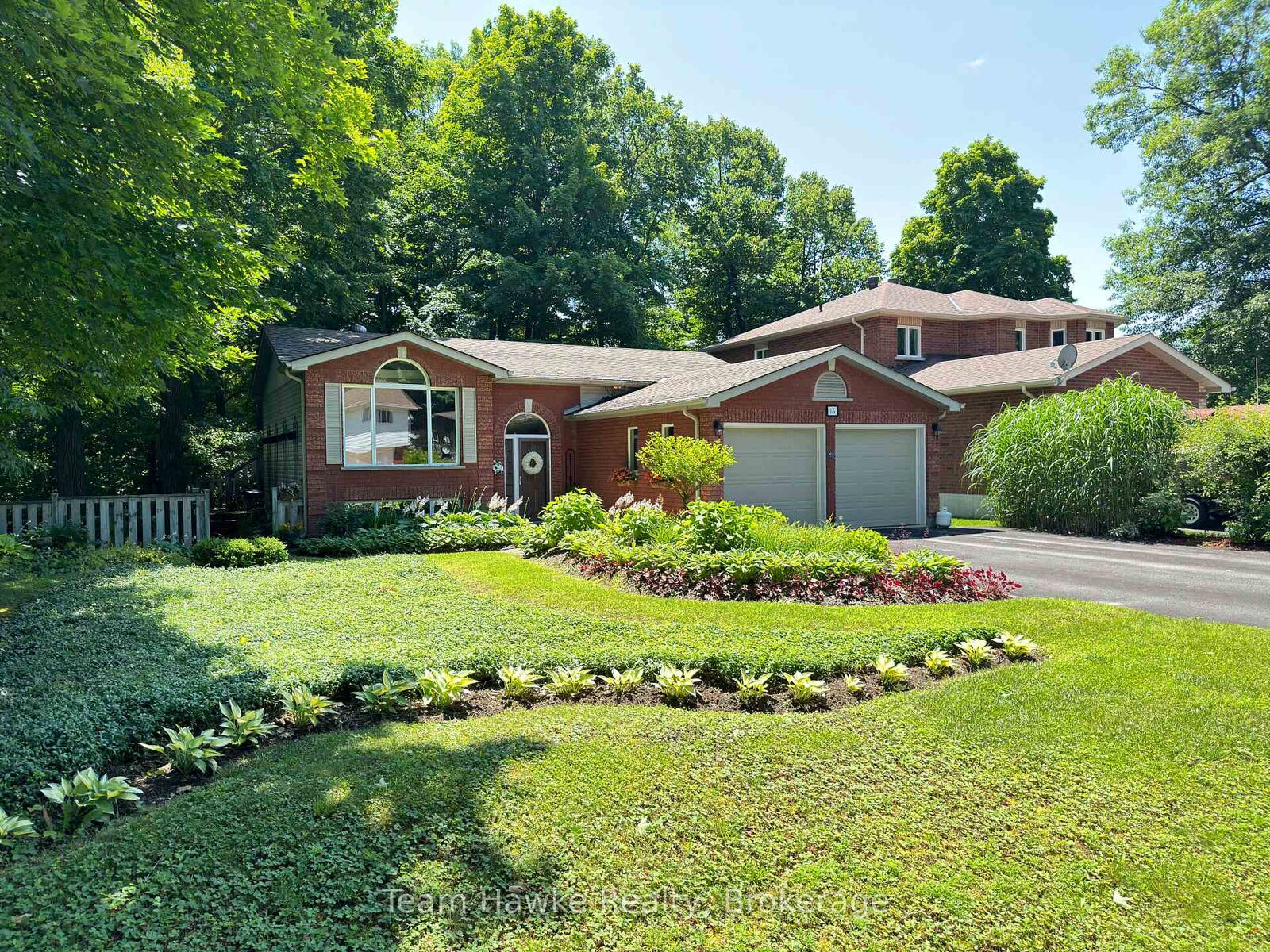 Property Photo:  16 Brule Street  ON L9M 1B2 