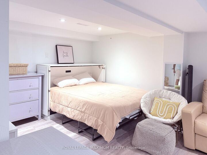 Property Photo:  82 Calvington Drive (B) Lower  ON M3M 2M1 
