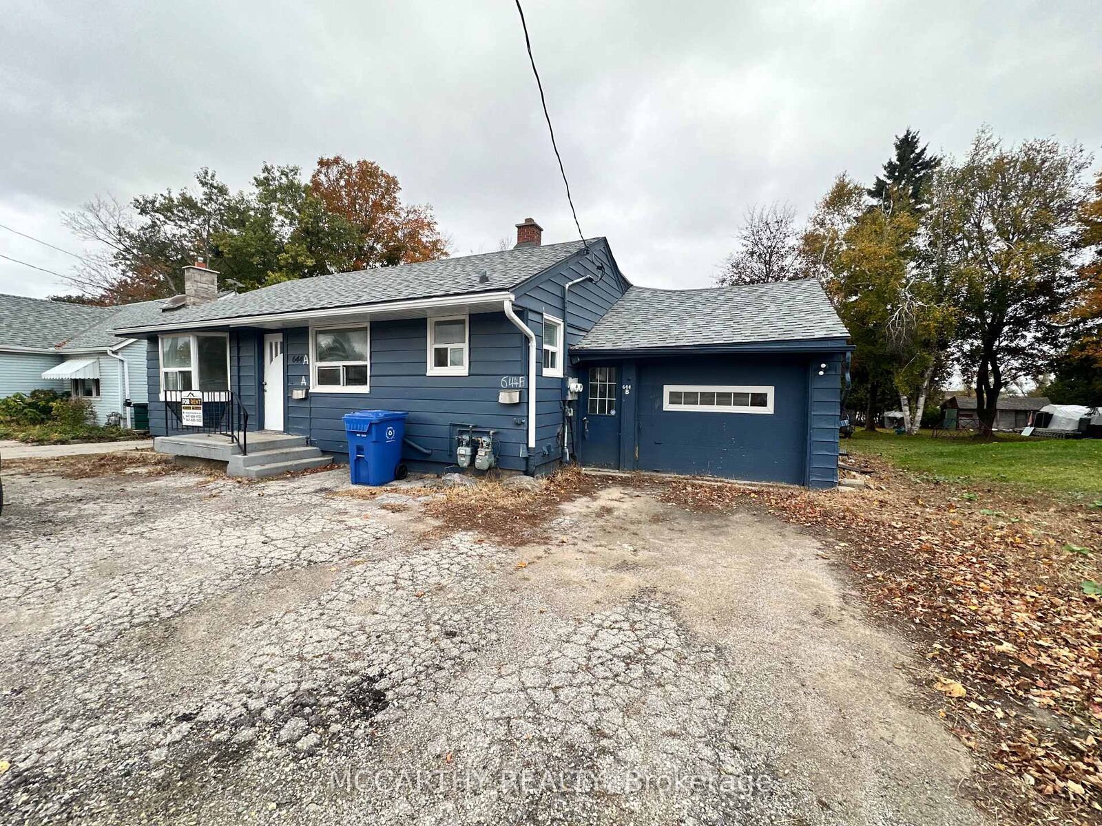 Property Photo:  