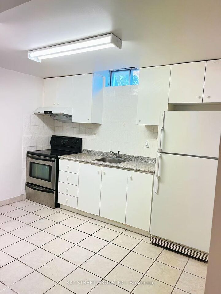 Property Photo:  50 Dowling Circle Basement A2  ON L3R 8R4 
