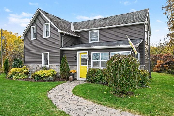 Property Photo:  27 Cobus Road  ON K7V 3Z8 