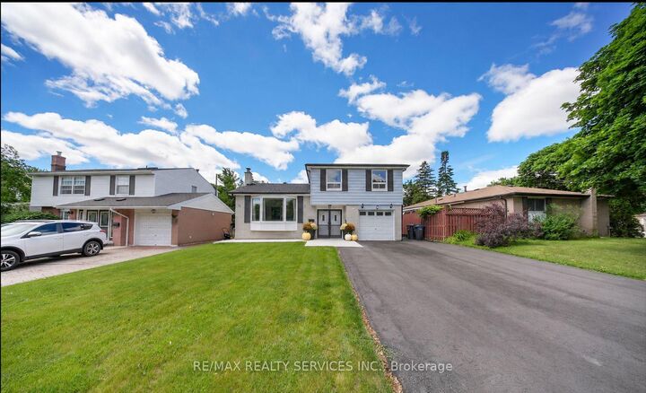 Property Photo:  41 Brookland Drive  ON L6T 2M6 