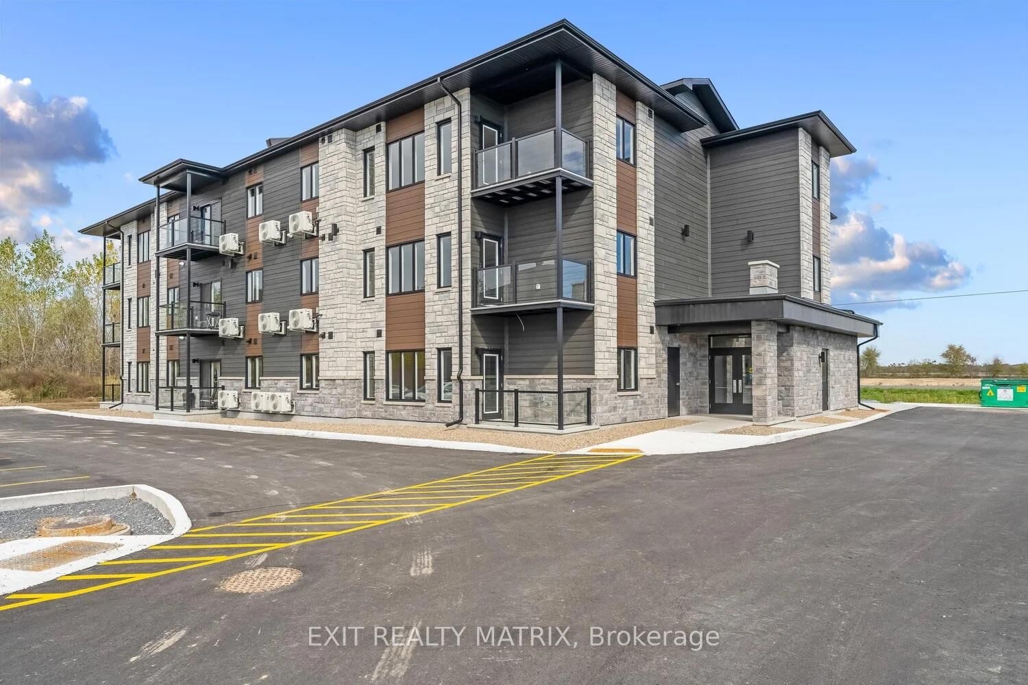 Property Photo:  333 Belfort Street 302  ON K0A 1W0 