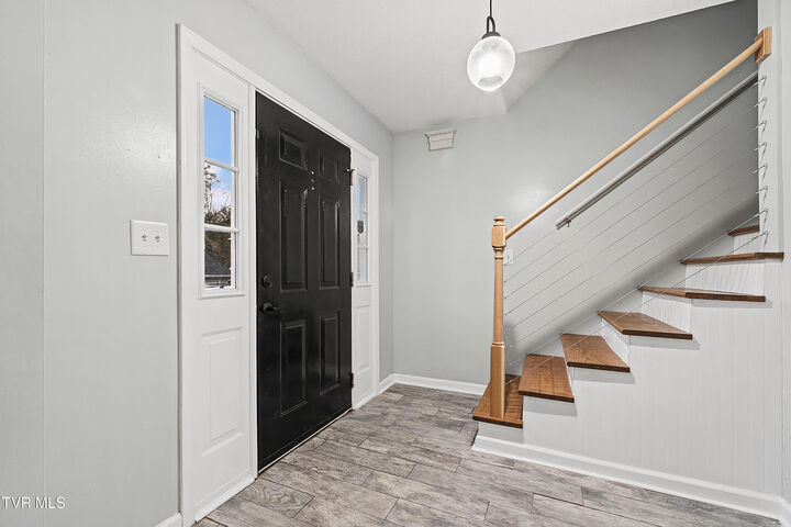 Property Photo:  108 Copper Court  TN 37601 