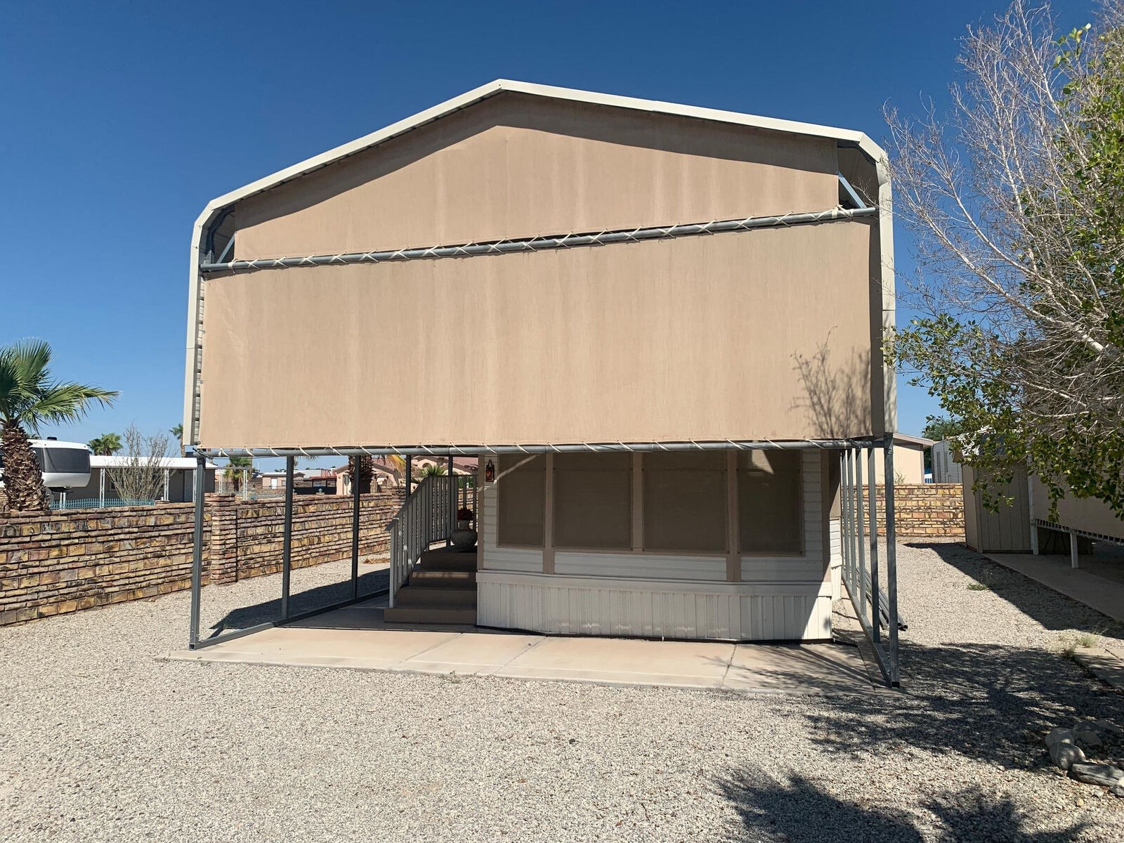 Property Photo: 13698 E 50 Street Unit 2 AZ 85367