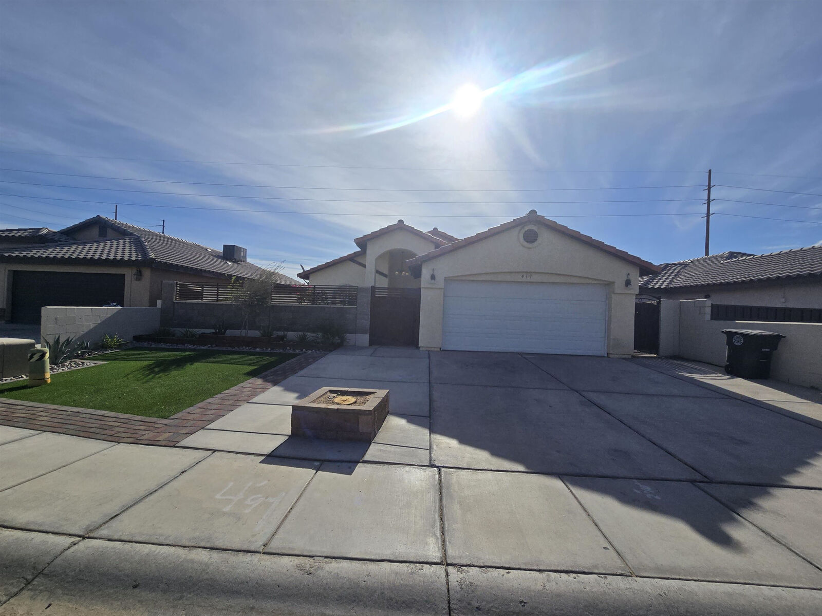 Property Photo: 417 N San Juan Lane AZ 85336