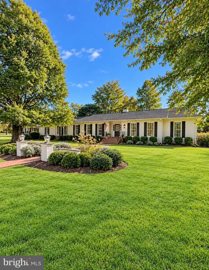 Property Photo:  116 Vance Drive  VA 22408 