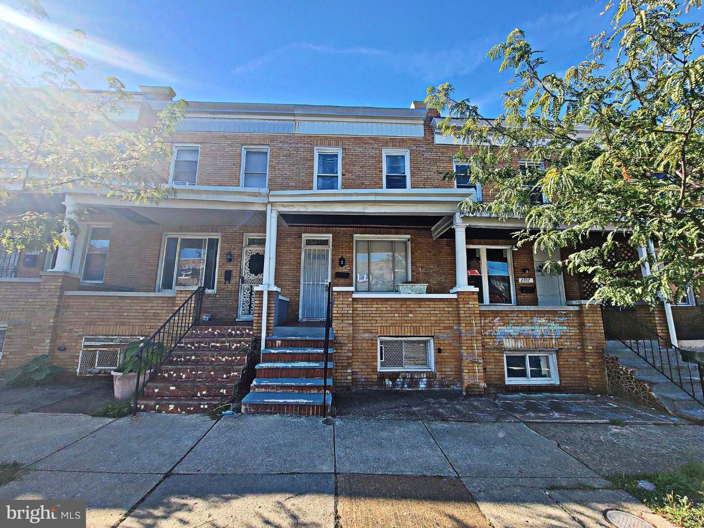 Property Photo:  2709 E Preston Street  MD 21213 