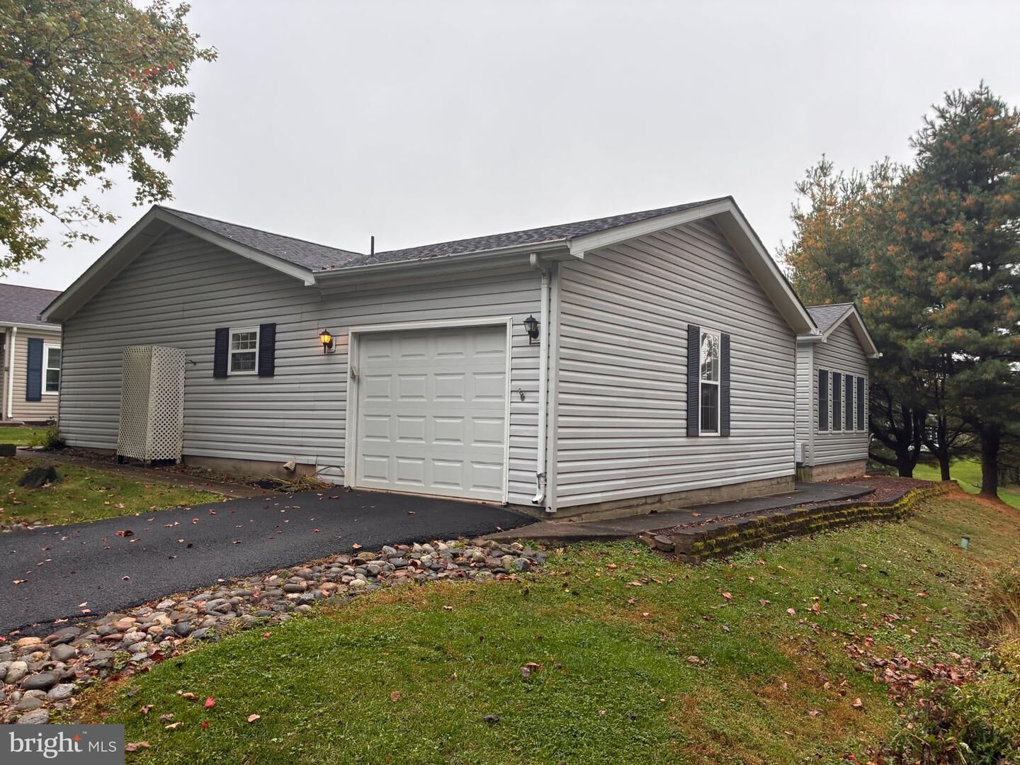 Property Photo:  414 Redbird Court  PA 18938 