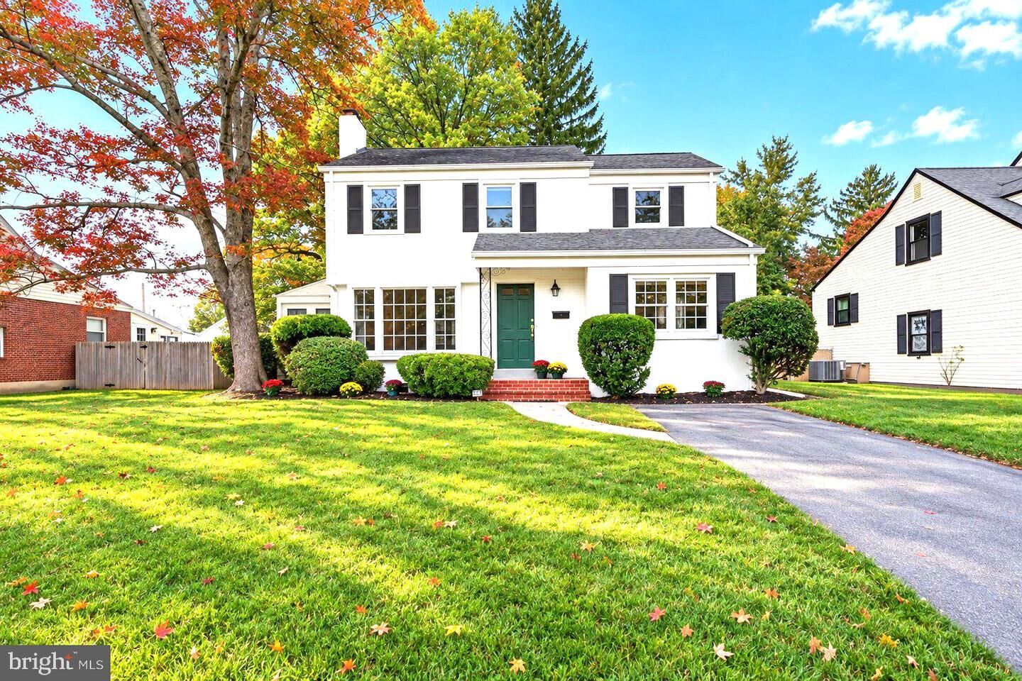 Property Photo:  605 Greenway  NJ 08618 