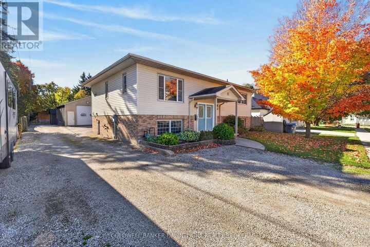 Property Photo:  11 Hill Street  ON N0M 1S1 