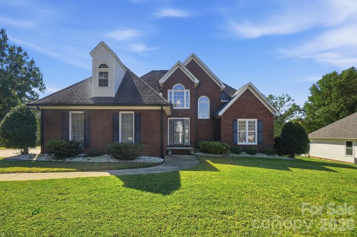 Property Photo:  2322 Beaver Pond Road  NC 28083 