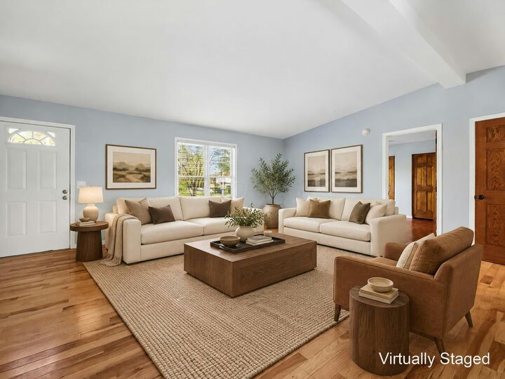 Property Photo:  5277 E Livingston Avenue  OH 43232 