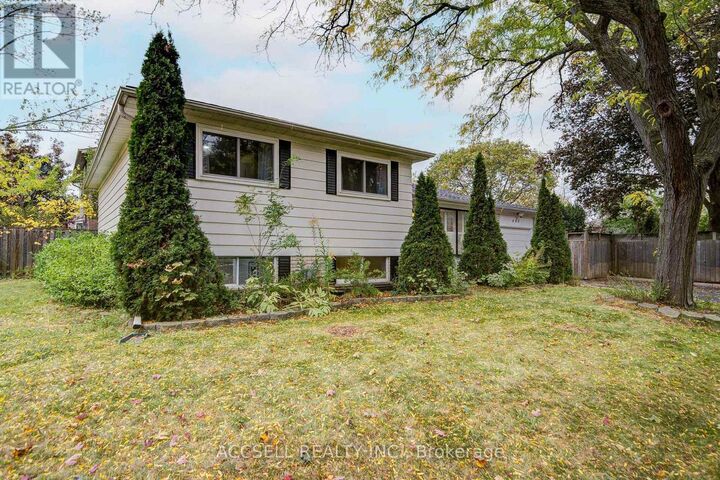 Property Photo: 440 Sunset Drive ON L6L 3N4