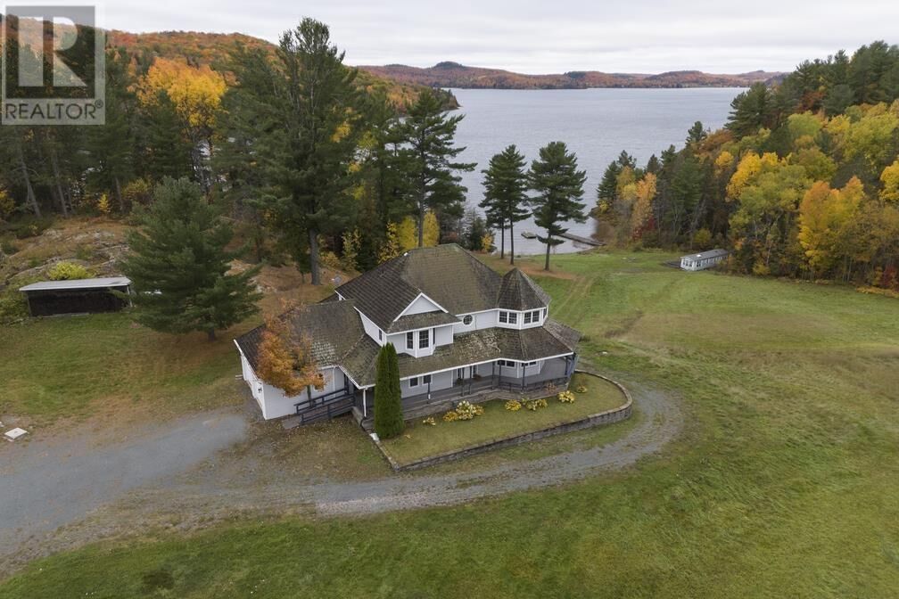 Property Photo:  215 Old Mill Beach Rd  ON P0R 1C0 