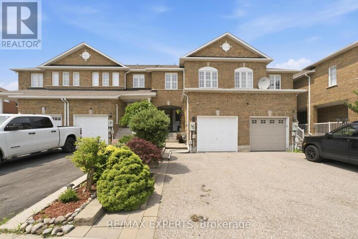 Property Photo:  16 Piazza Crescent  ON L4H 2C8 