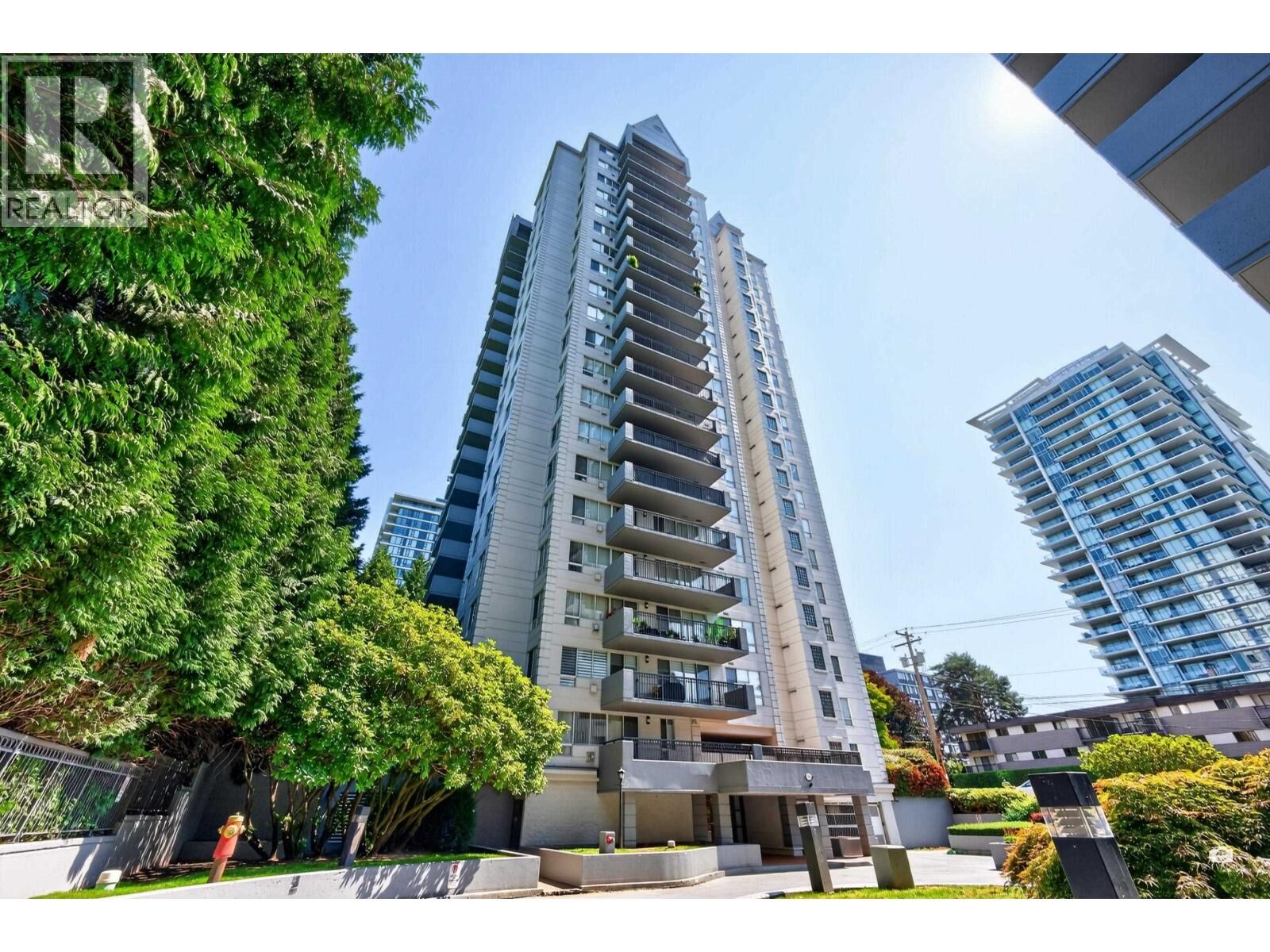 Property Photo: 555 Austin Avenue 204 BC V3K 6R8