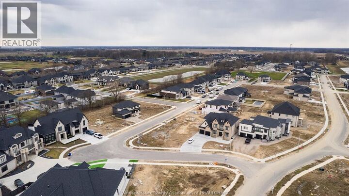 Property Photo:  4451 Caterina Crescent  ON N9H 0N2 