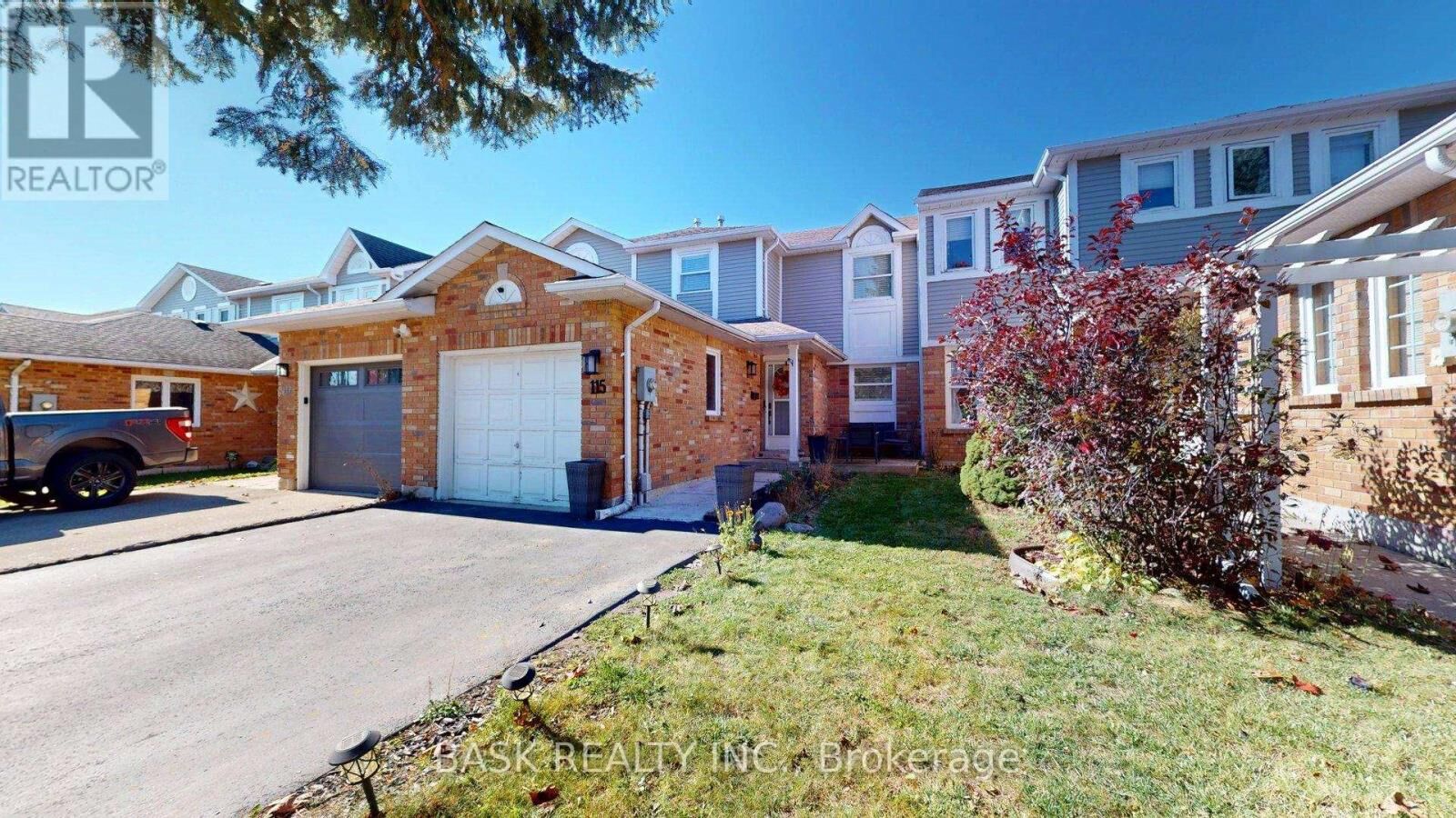Property Photo:  115 Fairgreen Close  ON N1T 1T8 