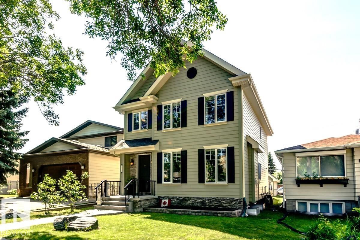 Property Photo:  8935 84 Avenue NW  AB T6C 1E3 