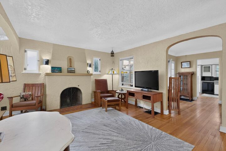 Property Photo:  344 Solano Drive NE  NM 87108 