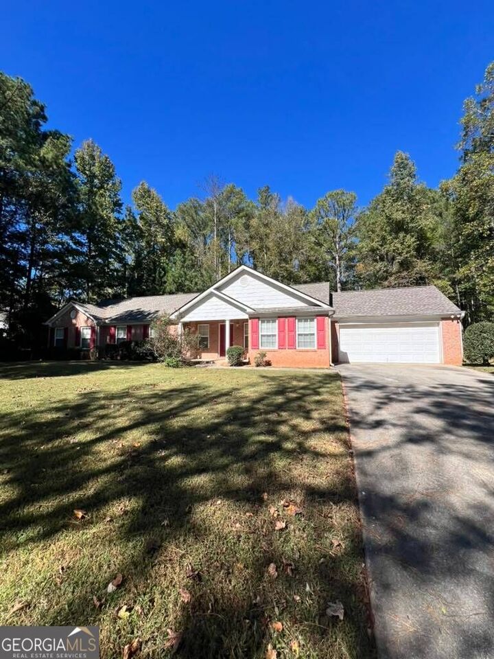 Property Photo:  745 Bishop Point  GA 30213 