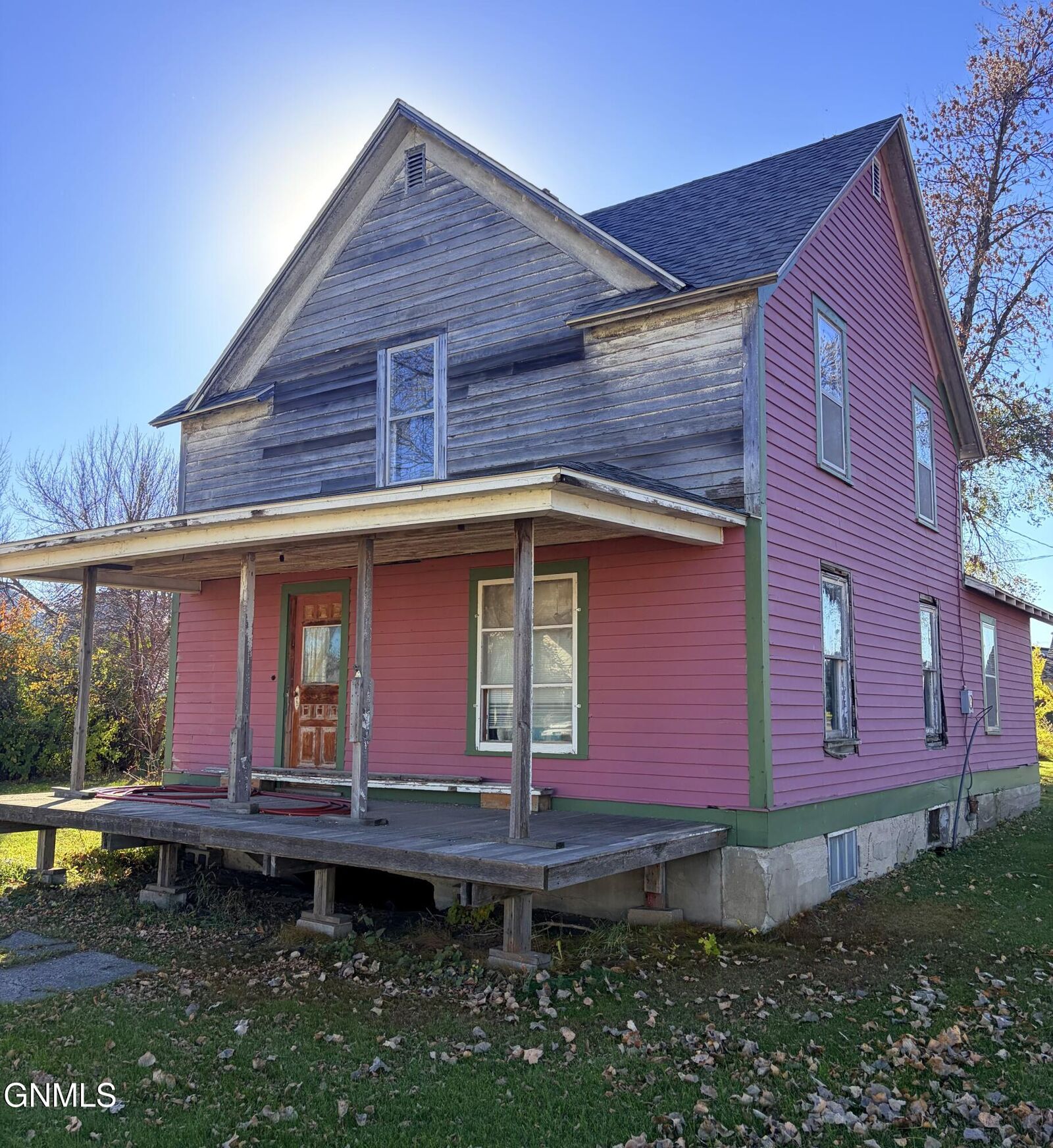Property Photo: 121 Mary Street N ND 58483