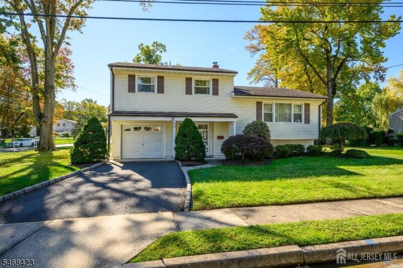 Property Photo: 5 Berdine Court NJ 07067