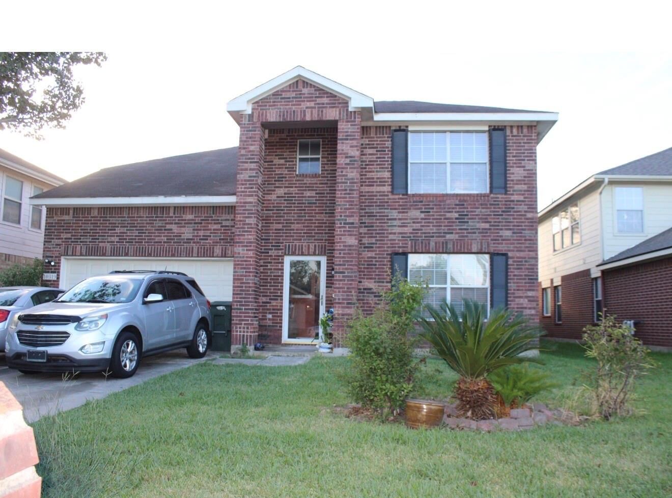 Property Photo: 10319 Cades Creek Court TX 77089