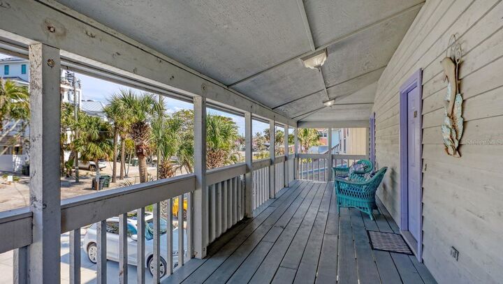 Property Photo: 126 Avenida Veneccia FL 34242