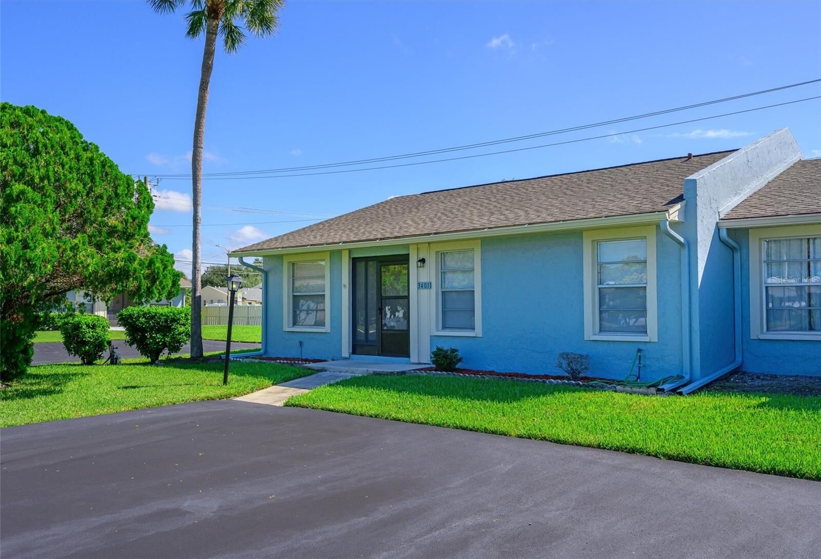 Property Photo: 3401 36th Street W FL 34205