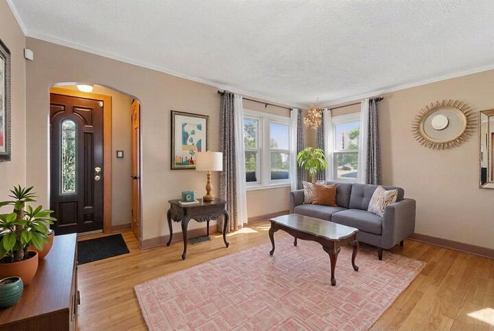Property Photo: 9138 Belleforte Avenue IL 60053