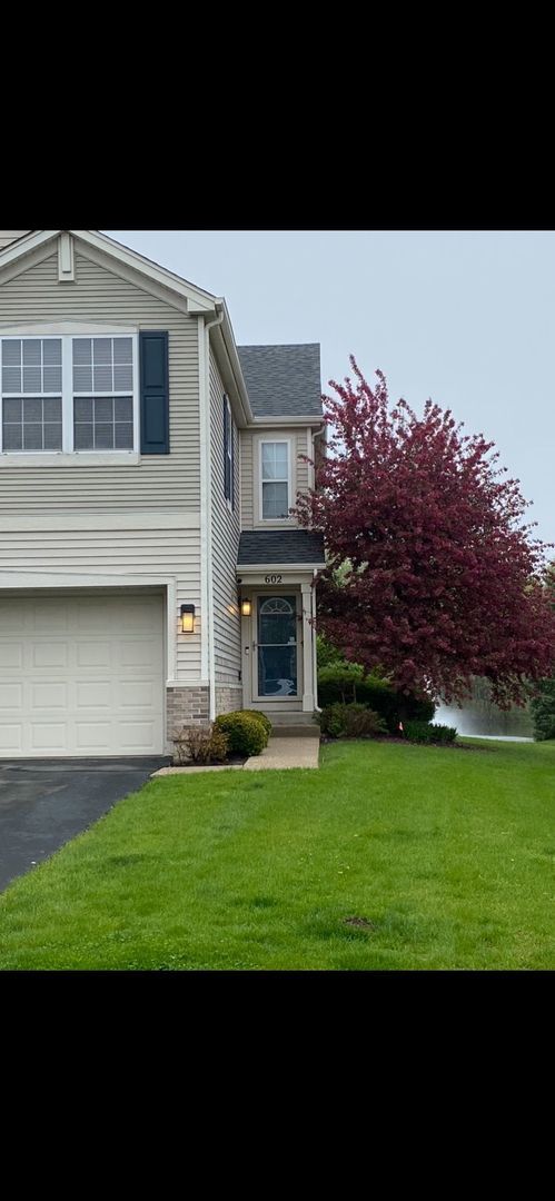 Property Photo: 602 Arbor Circle IL 60051