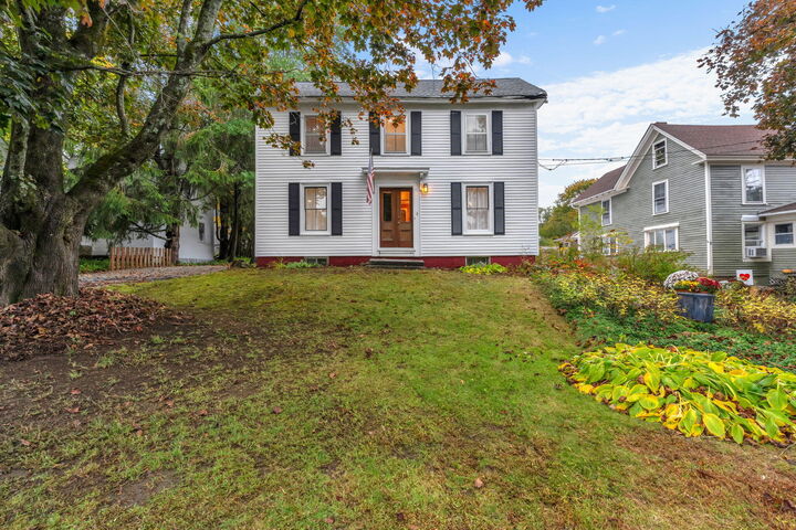 Property Photo:  6 Flagg Street  ME 04401 