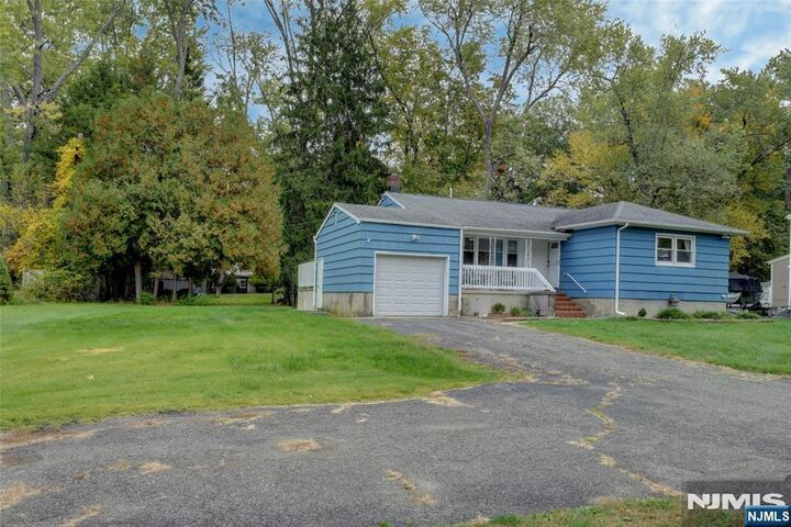 Property Photo:  66 De Hart Street  NJ 07035 