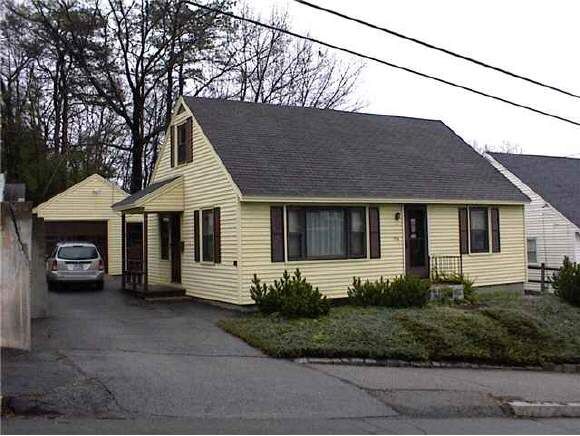 Property Photo:  156 Cumberland Street  NH 03102 