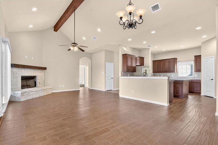 Property Photo: 5640 Wilton Terrace TX 76247