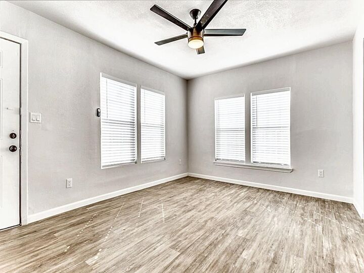 Property Photo: 117 S 11th Street TX 75040