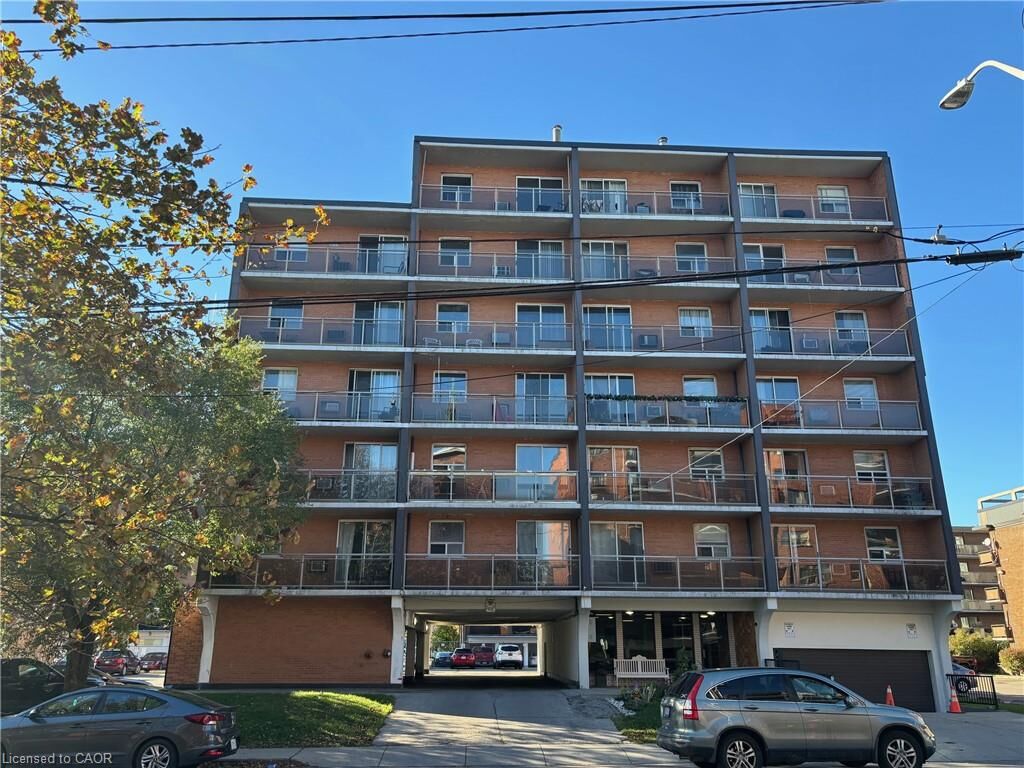 Property Photo:  30 Summit Avenue 604  ON L8V 2R8 