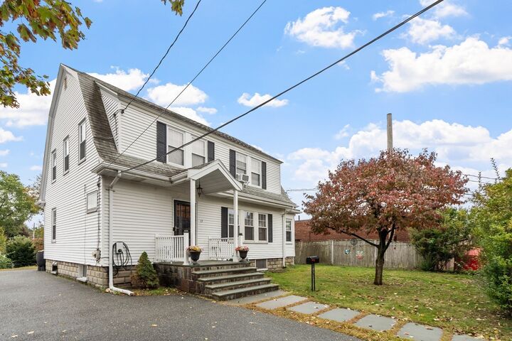 Property Photo: 15 Bruce Rd MA 02453