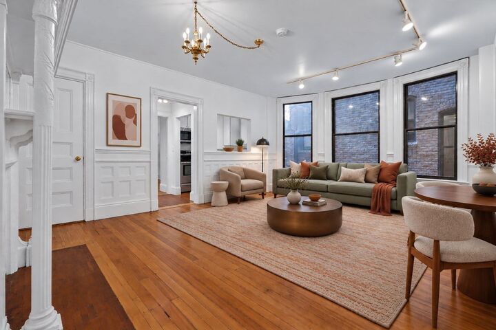 Property Photo: 362 Commonwealth Ave 4D MA 02115