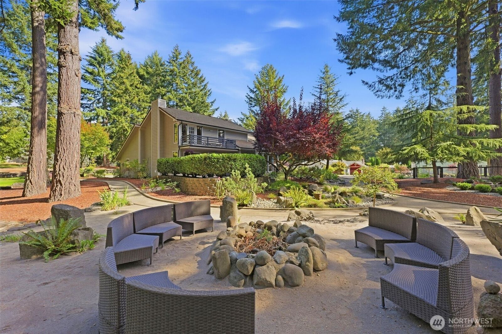 Property Photo: 1511 11th Lane WA 98333