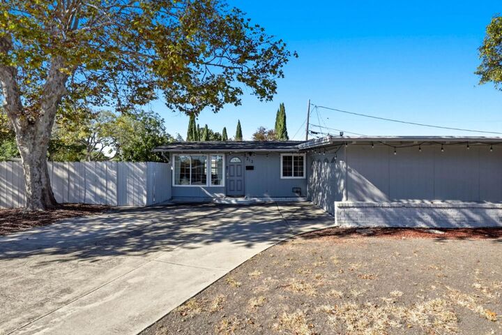 Property Photo:  213 Velvetlake Drive  CA 94089 