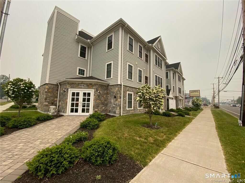 Property Photo: 314 Bridgeport Avenue 101 CT 06460