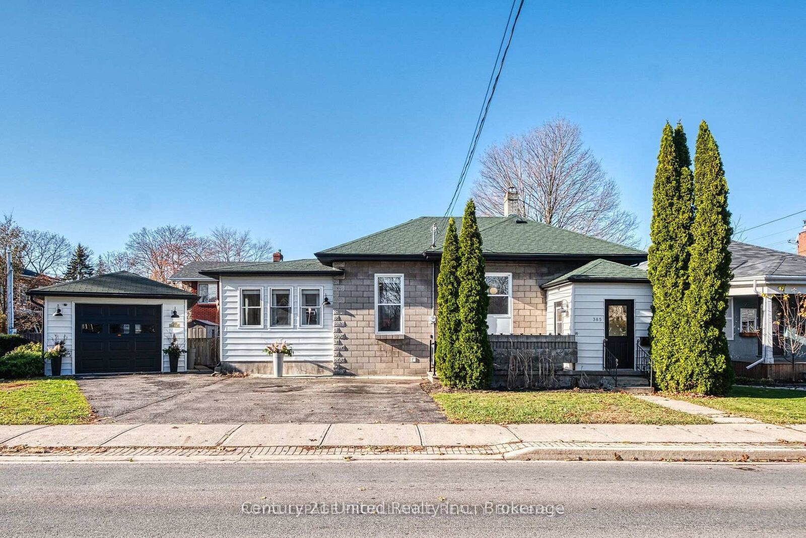 Property Photo:  385 George Street  ON K9A 3M5 