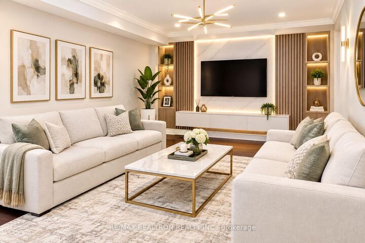 Photo de la propriété:  2065 Blue Ridge Crescent  ON L1X 2N5 